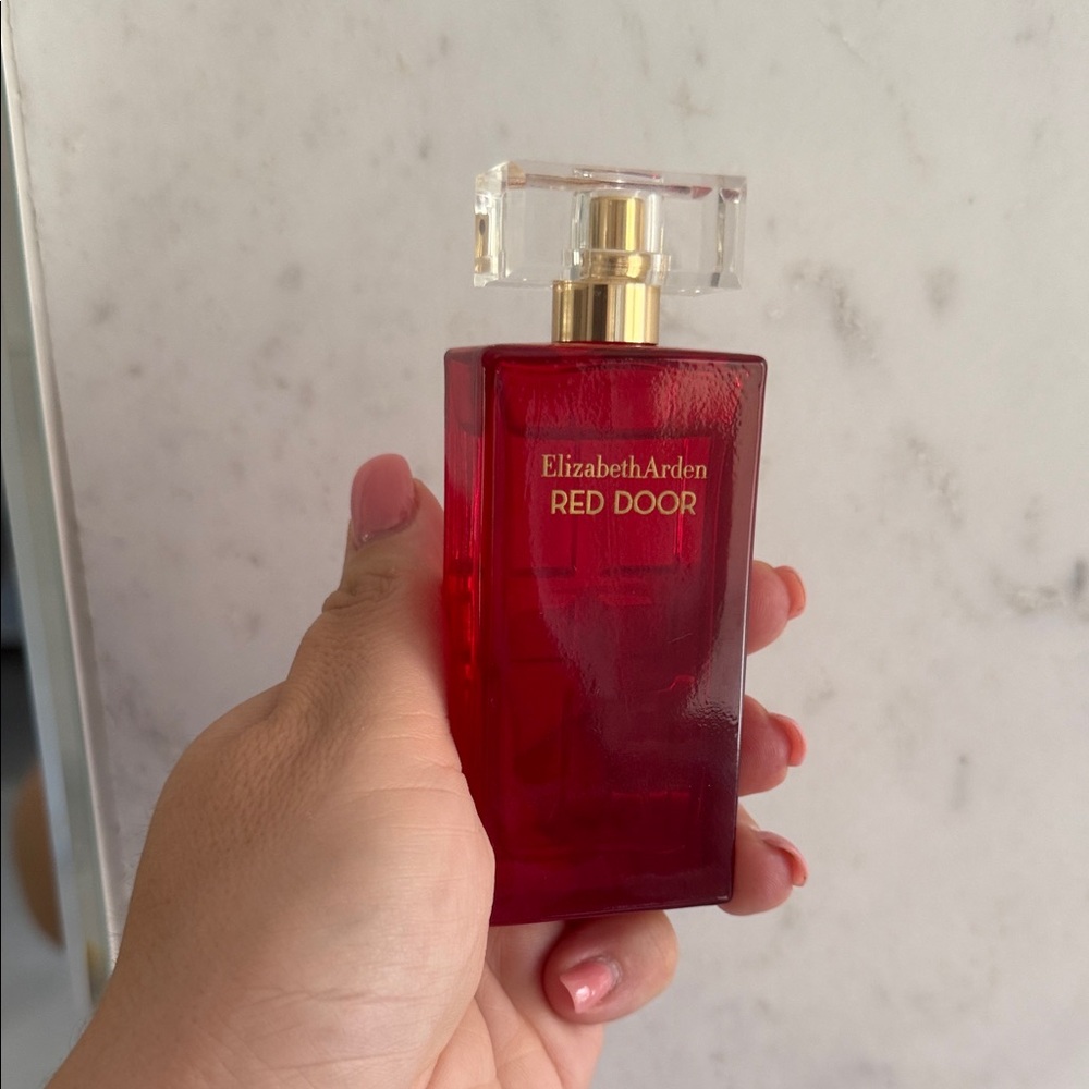 Elizabeth Arden Red Door Fragrance - Vibrant Red